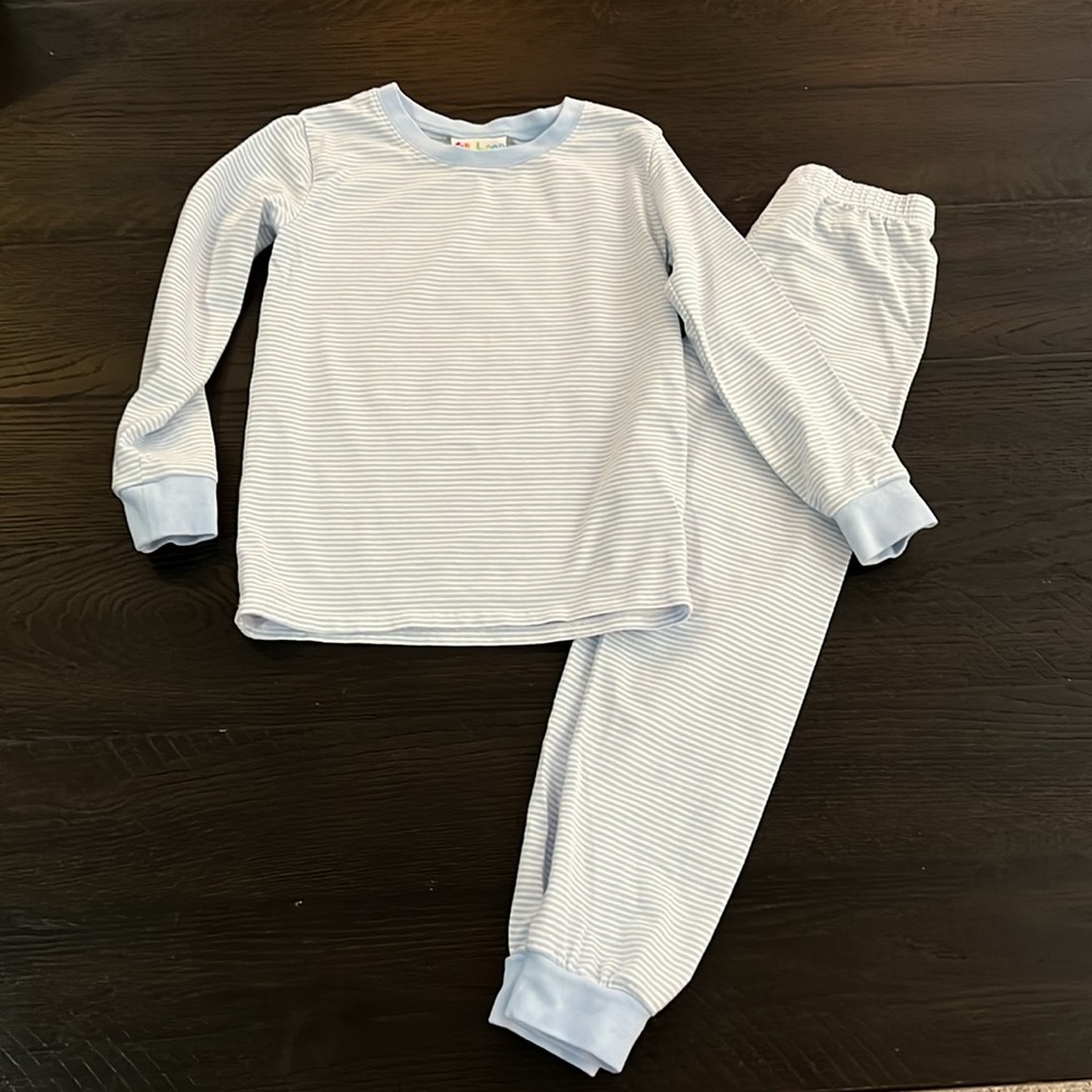 Like New! Blue striped pajamas